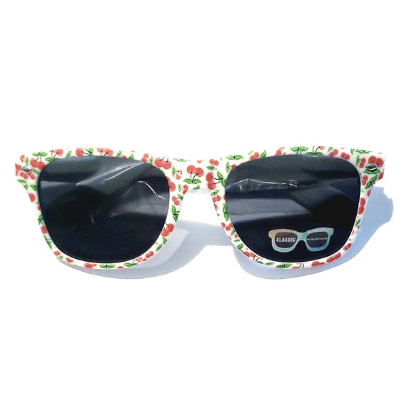 1 LEFT🎀3/$23🎀 Cherry🍒 Wayfarer Style Sunglasses - Picture 2 of 5